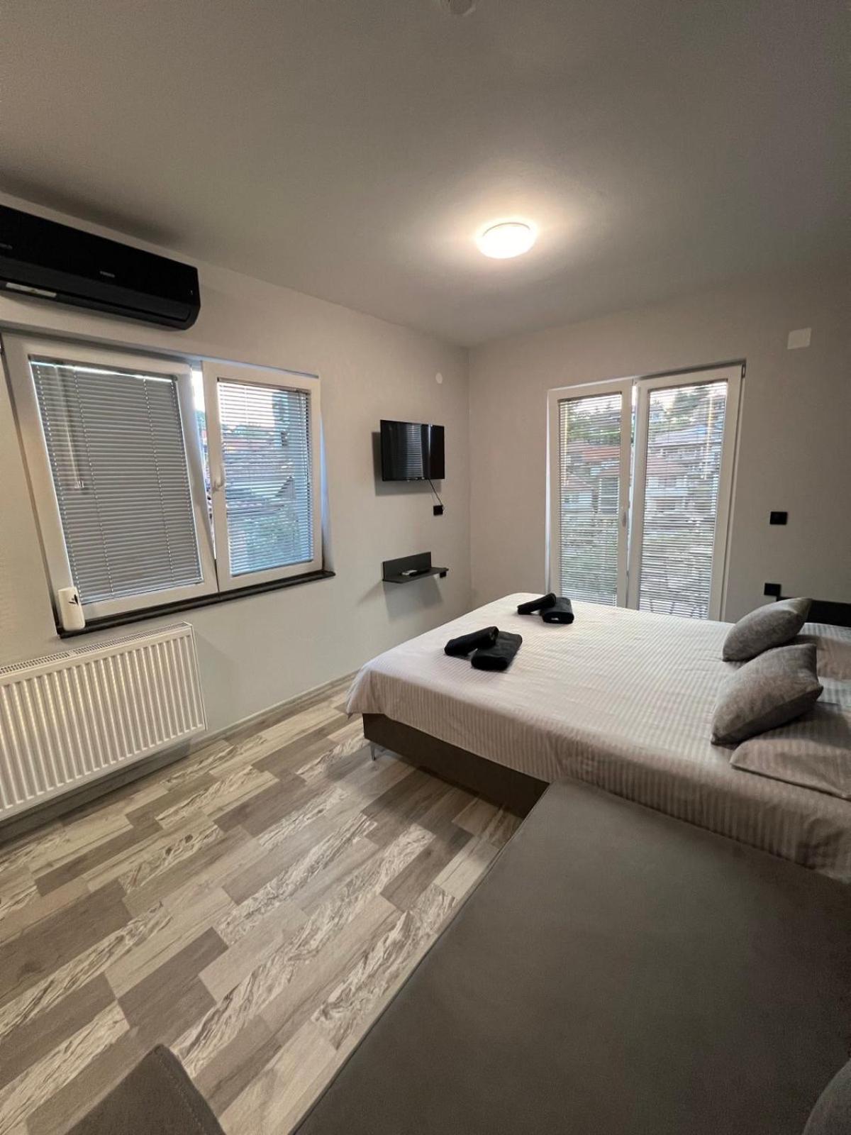 Edelweiss Villa Трпейца Екстер'єр фото